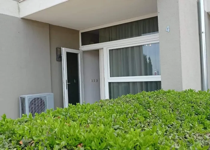 Апартаменты Quatro - South Pearl - *