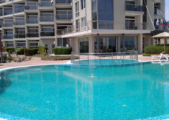 Апартаменты Quatro - South Pearl - *